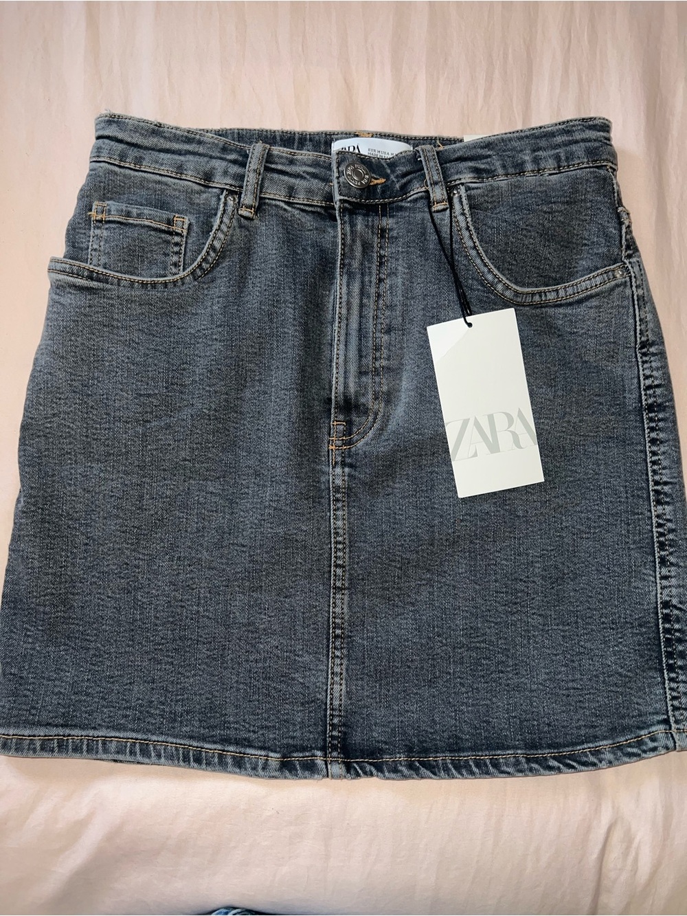 ZARA Grey Wash Denim Mini Skirt - fit is like a Small